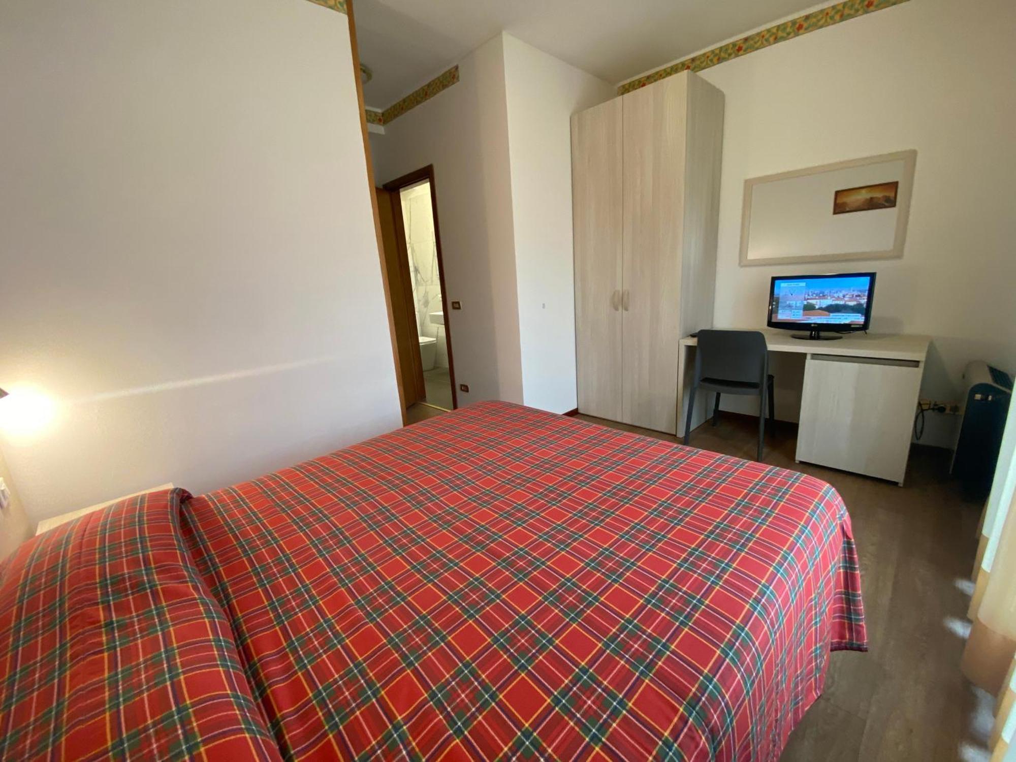 Hotel International Тарвизио Екстериор снимка