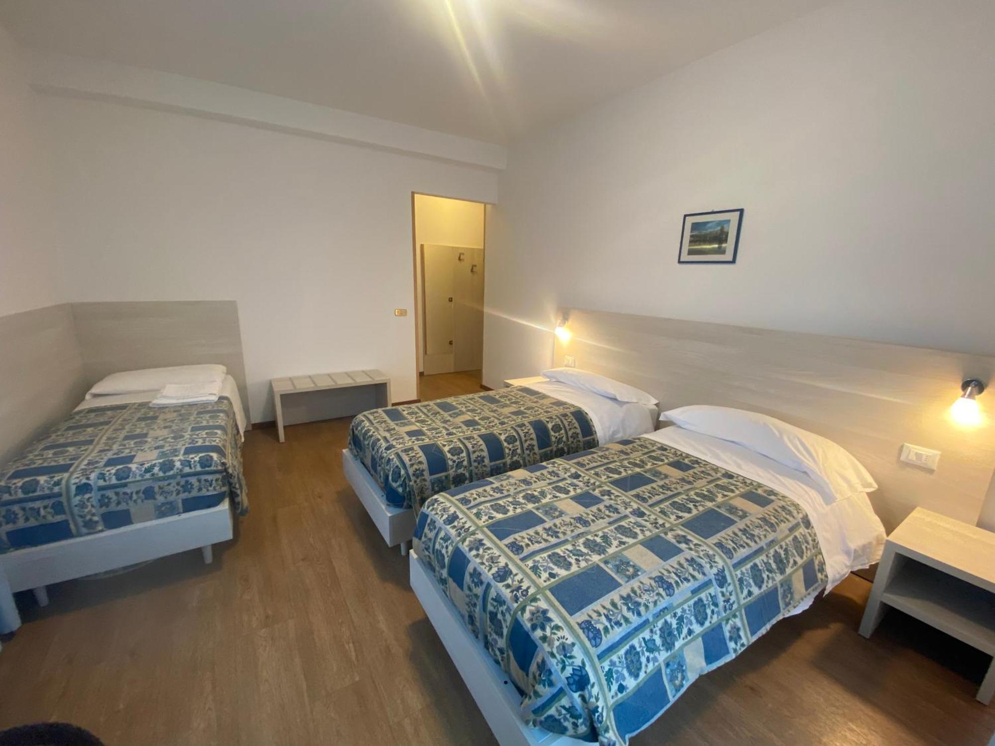 Hotel International Тарвизио Стая снимка